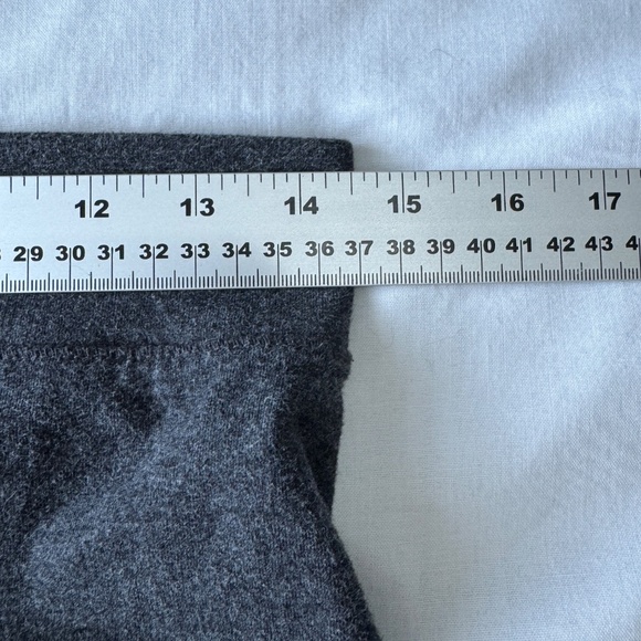 Hue Women's Athletic Pull-On Yoga Legging Activewear Pant Gray Size Small Casual - Picture 6 of 10